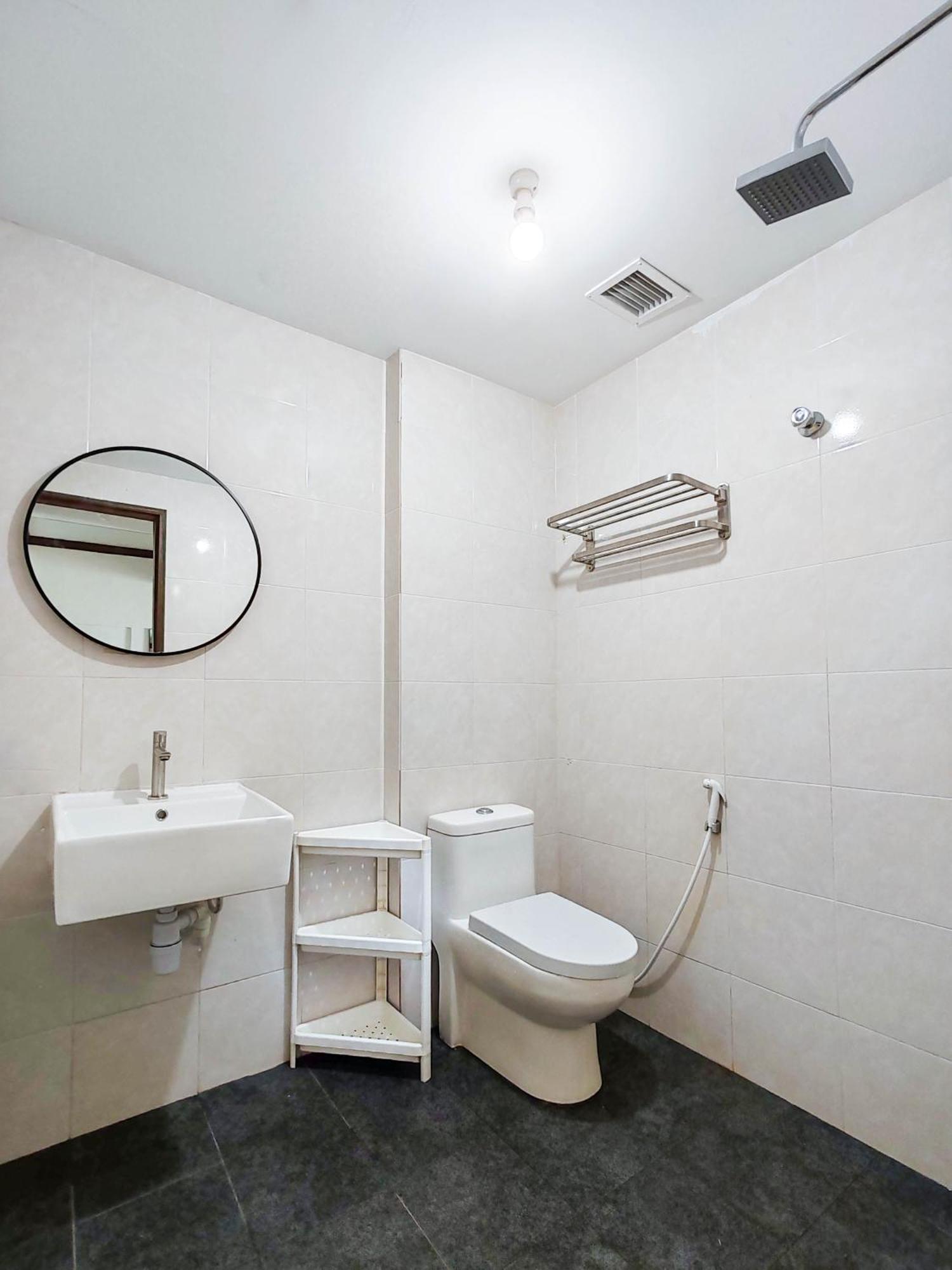 'Newly Refurbished' 'Sunny Seaview' At Regency With 2 Carpark By Shine Stay Port Dickson Buitenkant foto