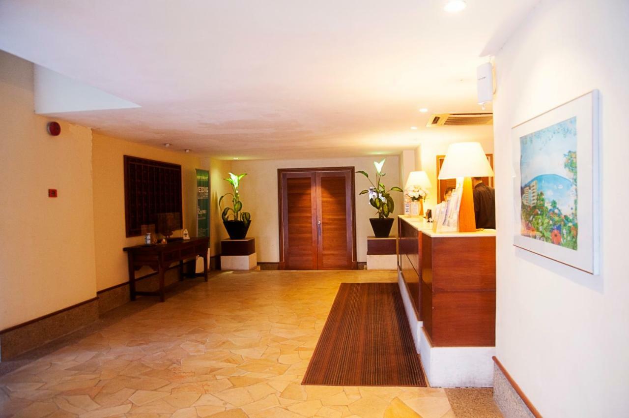 'Newly Refurbished' 'Sunny Seaview' At Regency With 2 Carpark By Shine Stay Port Dickson Buitenkant foto